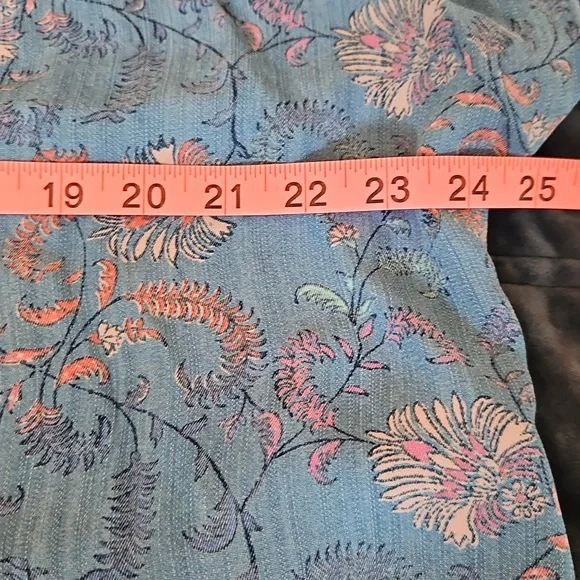 Intro Dillard’s Blue Chambray Floral Lyocell Button-Down, L, Boho, Coastal - Picture 8 of 10